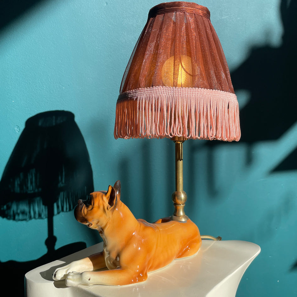 Afbeelding van vintage keramiek lamp in vorm van een boxer hond t.i.p. lights - SuperMatique