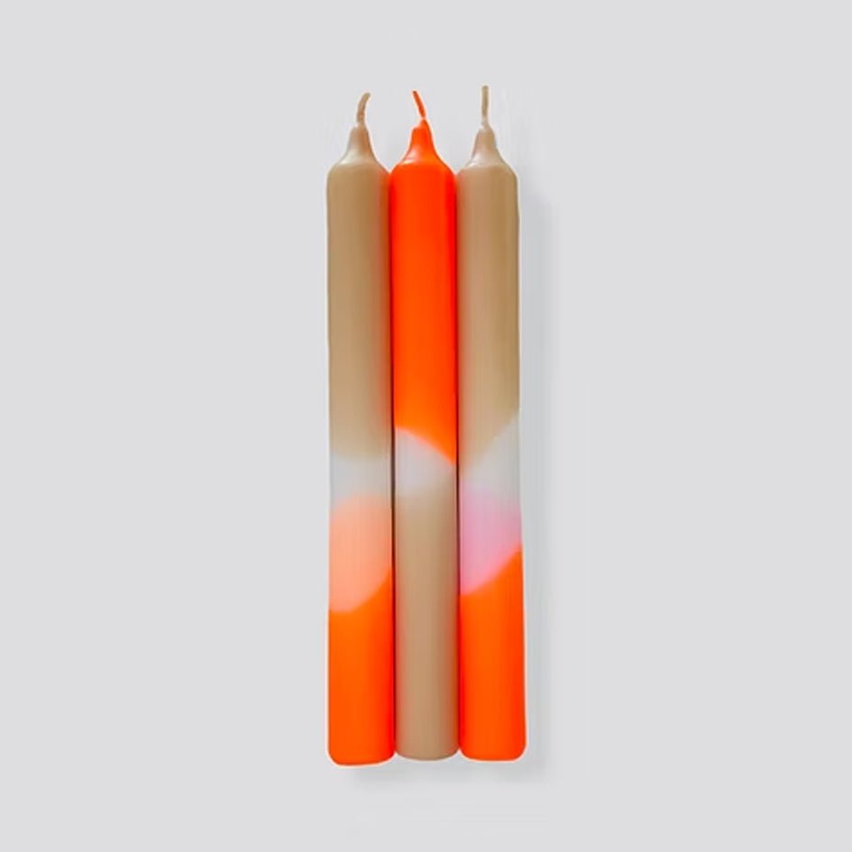 Dip Dye Neon Papaya Sand kaarsen - Pink Stories - SuperMatique