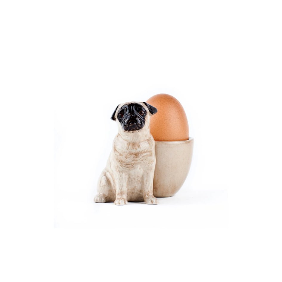 Mopshond met Eierdopje - Quail Ceramics - SuperMatique