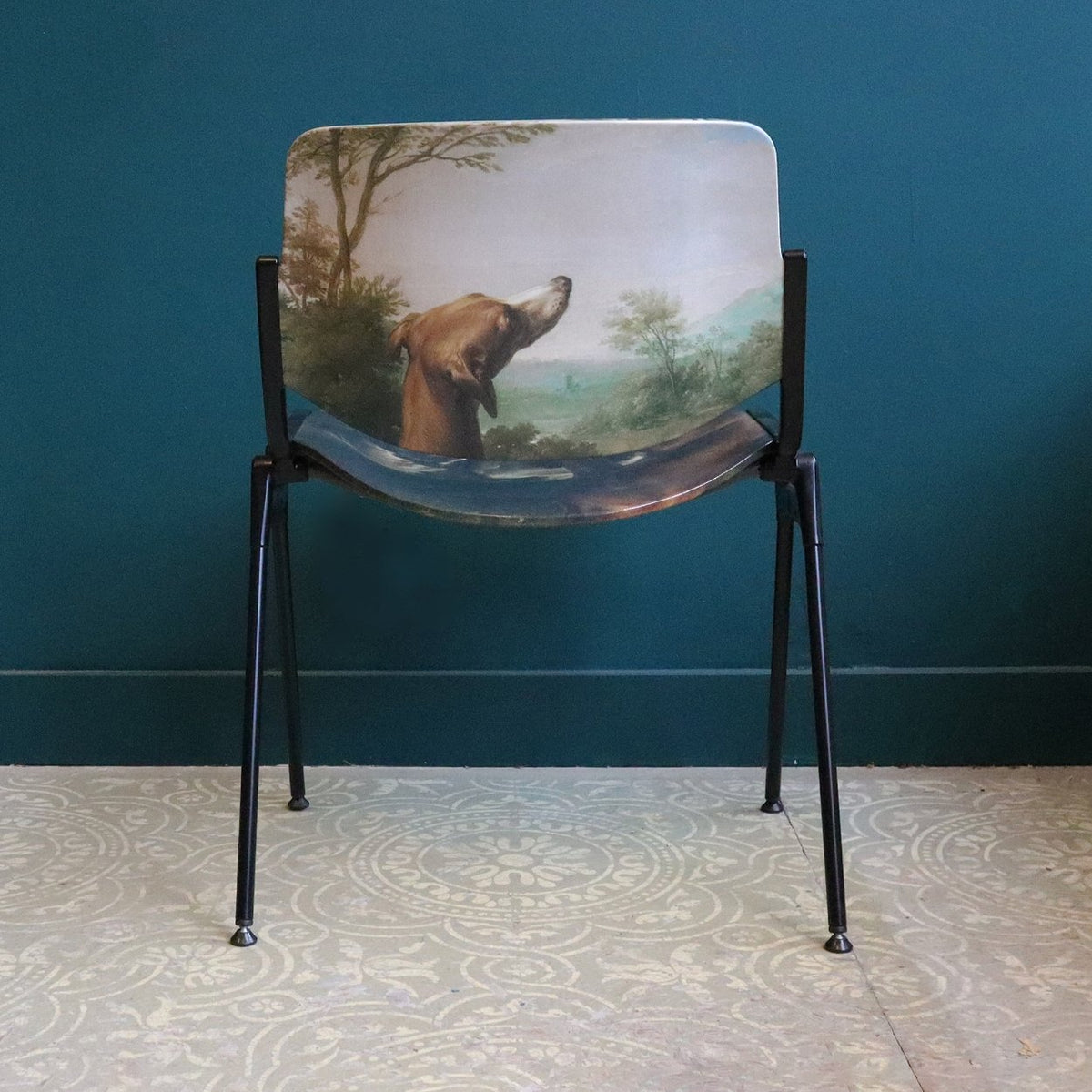 Dog Chair - SuperMatique